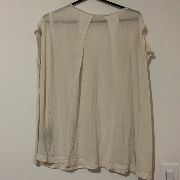 🌹3/$20 Silence and noise oversized tee shirt - Picture 4 of 6